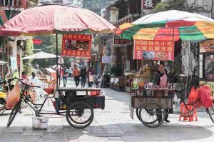 每日大赛黑料双语解说：小组赛看点一览